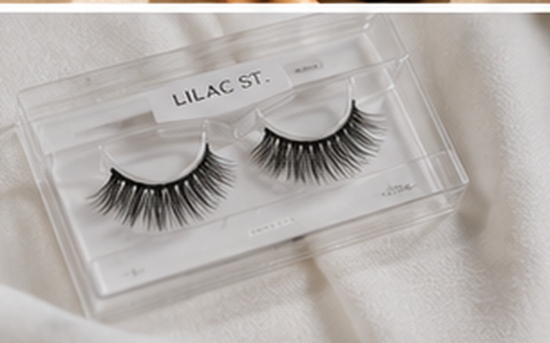 Lash Brands Meta Ads discovery campaign visual